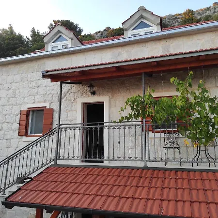 Сasa de vacaciones Village House For Rest Jesenice (Split-Dalmatia)