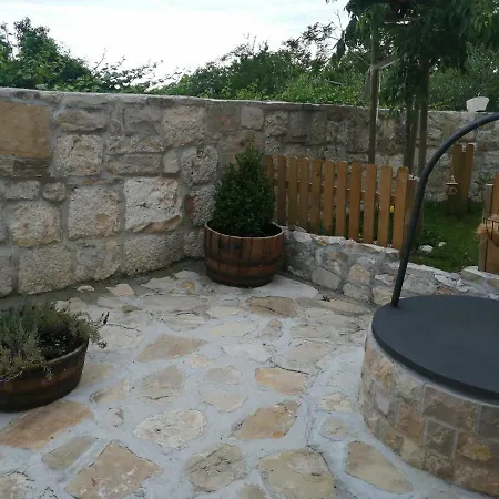 Village House For Rest * Jesenice (Split-Dalmatia)