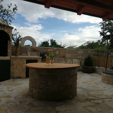 Village House For Rest * Jesenice (Split-Dalmatia)