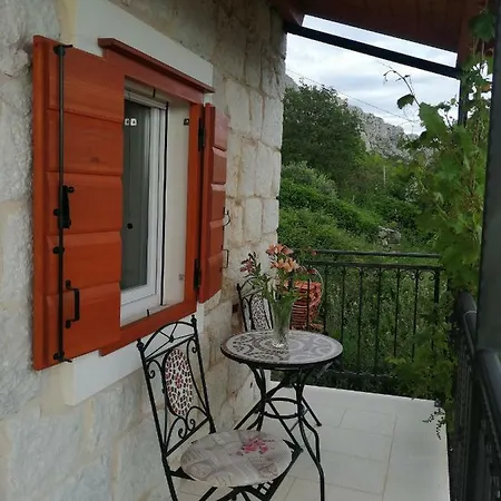 Village House For Rest Сasa de vacaciones